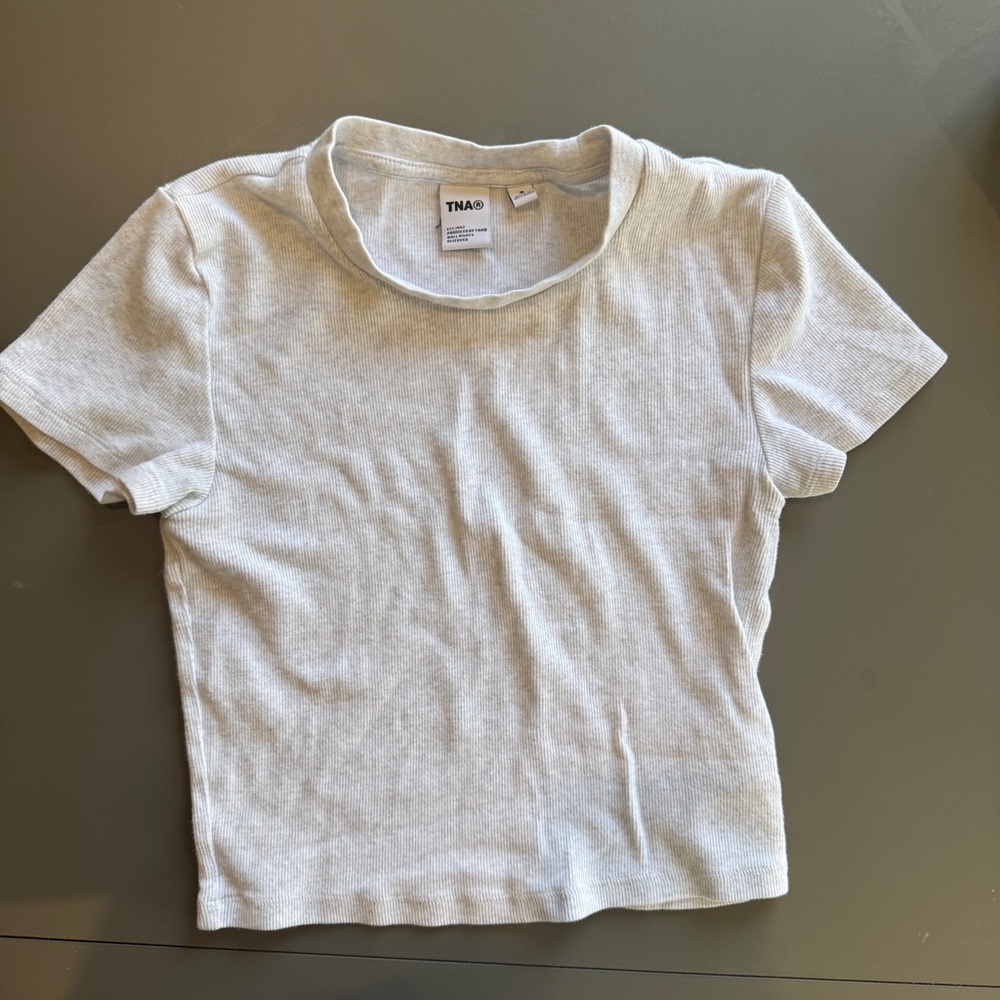 Aritzia, TNA ribbed t-shirt, heather grey size small